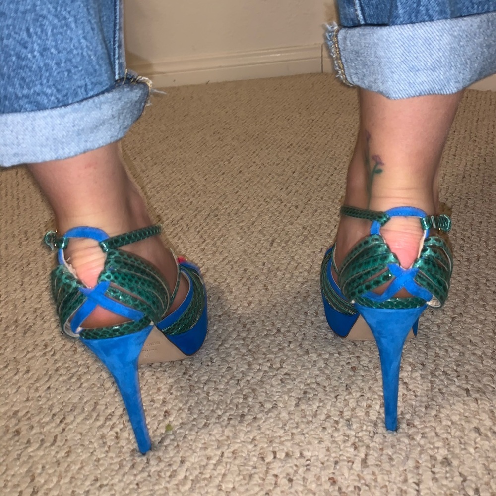 Roberto Cavalli gorgeous heels - Picture 3 of 8